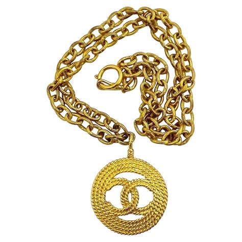 vintage chanel necklace